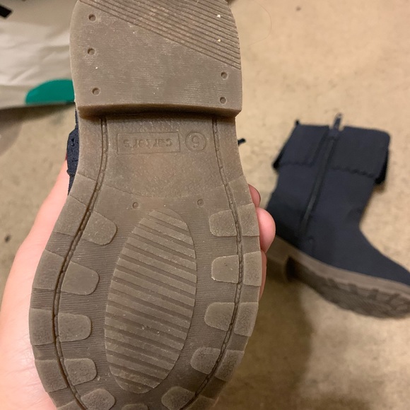 Baby girls Carter boots size 5 dark blue worn once - Picture 4 of 6